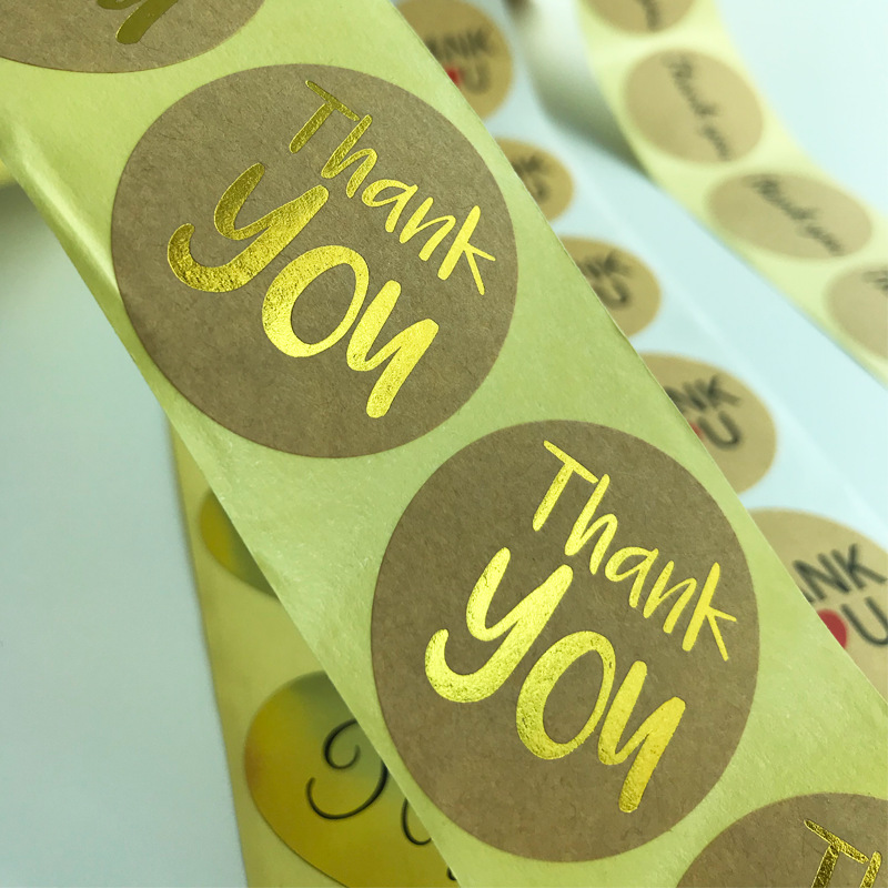 Lipéad greamachán páipéir brataithe