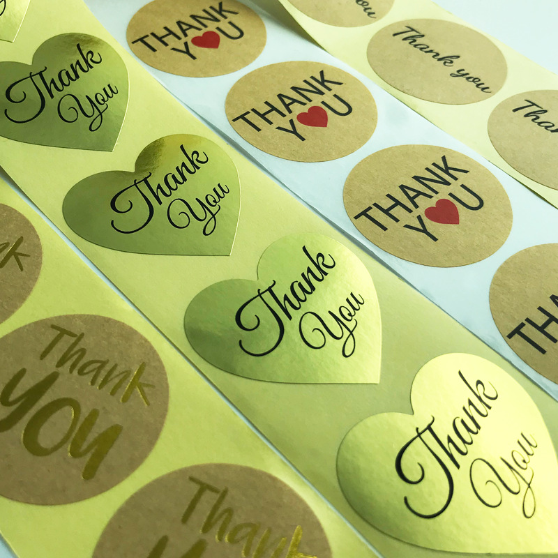 Lipéad greamachán páipéir brataithe